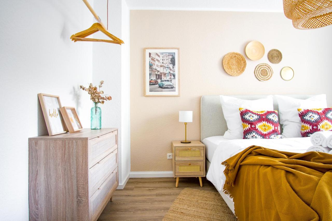 Homefy Come-Together Apartment - Balkon - Aufzug - Free Parking - Smart Tvs Essen Buitenkant foto